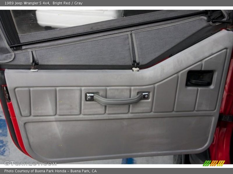 Door Panel of 1989 Wrangler S 4x4