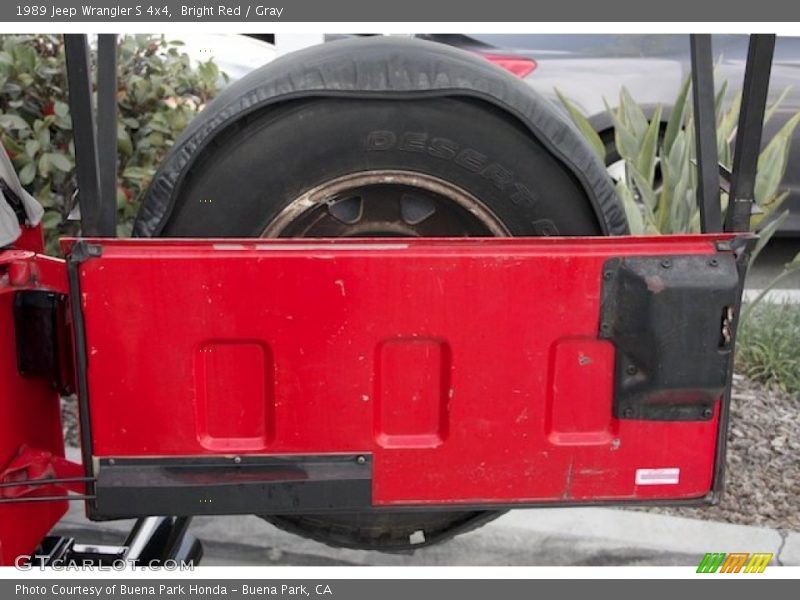 Bright Red / Gray 1989 Jeep Wrangler S 4x4