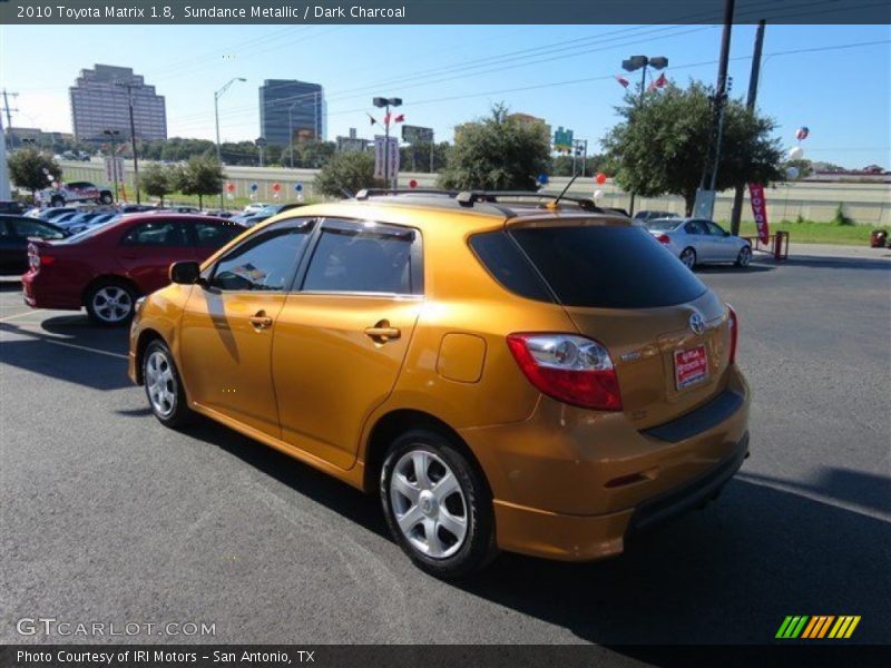 Sundance Metallic / Dark Charcoal 2010 Toyota Matrix 1.8