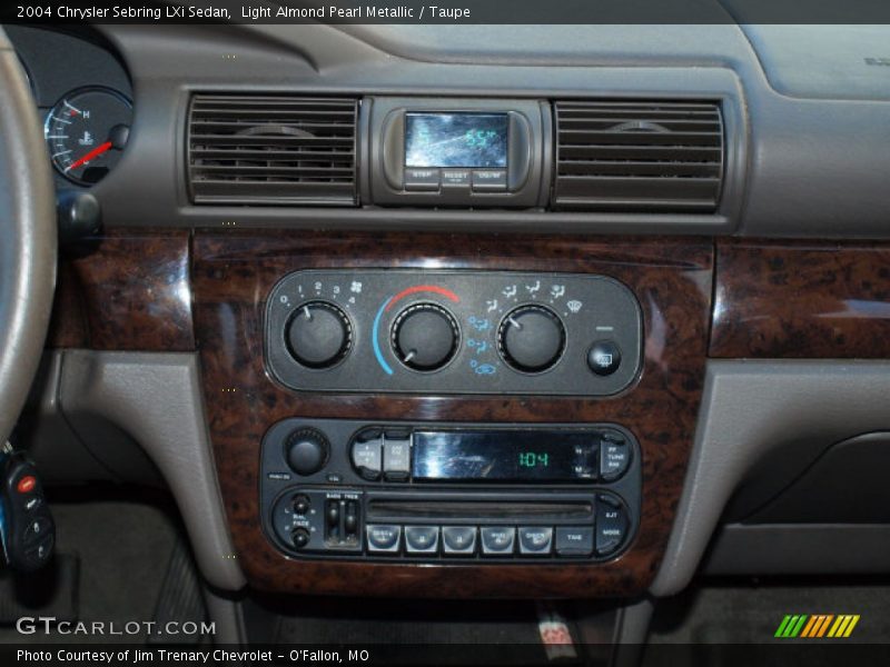 Light Almond Pearl Metallic / Taupe 2004 Chrysler Sebring LXi Sedan
