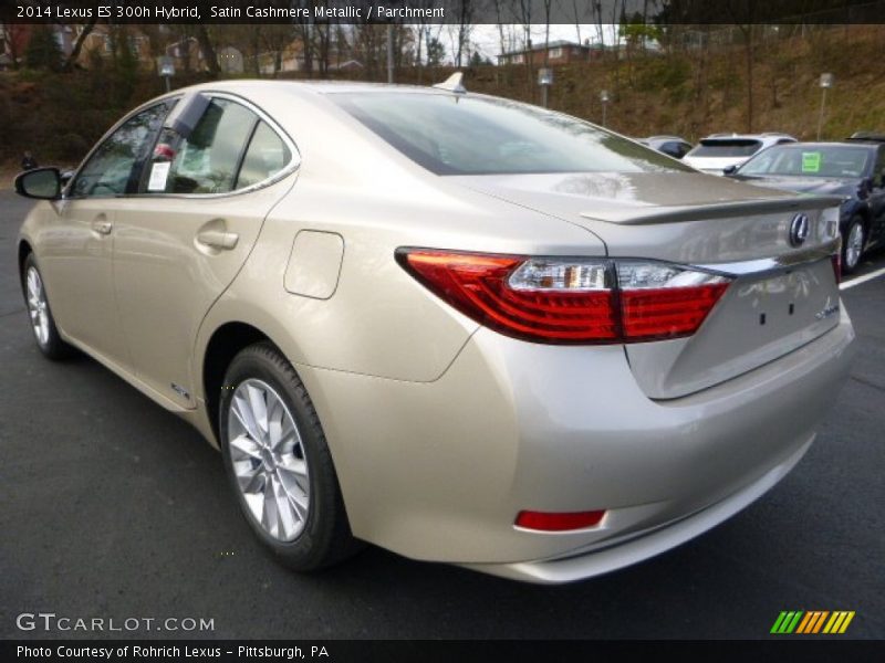 Satin Cashmere Metallic / Parchment 2014 Lexus ES 300h Hybrid