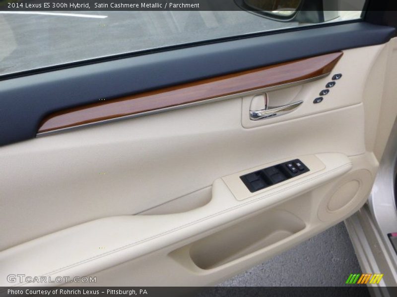 Satin Cashmere Metallic / Parchment 2014 Lexus ES 300h Hybrid