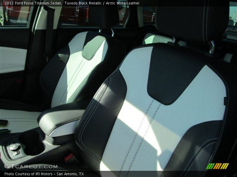 Tuxedo Black Metallic / Arctic White Leather 2012 Ford Focus Titanium Sedan