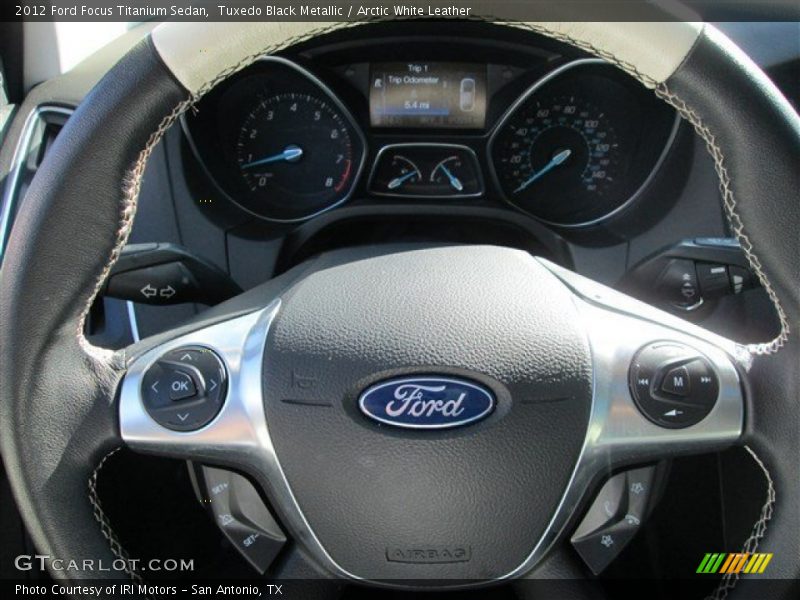 Tuxedo Black Metallic / Arctic White Leather 2012 Ford Focus Titanium Sedan