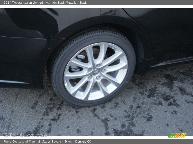 Attitude Black Metallic / Black 2014 Toyota Avalon Limited