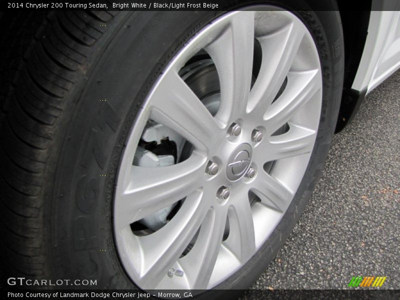 Bright White / Black/Light Frost Beige 2014 Chrysler 200 Touring Sedan