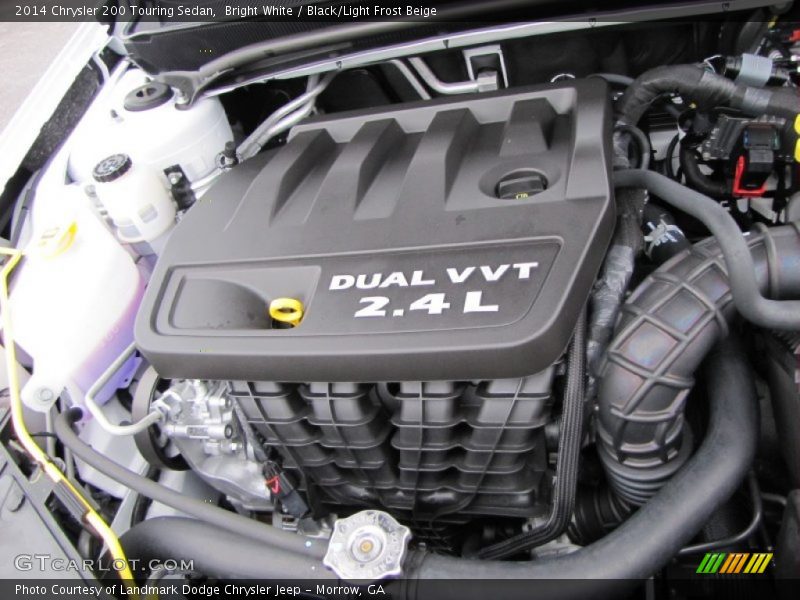Bright White / Black/Light Frost Beige 2014 Chrysler 200 Touring Sedan