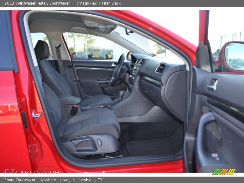 Tornado Red / Titan Black 2013 Volkswagen Jetta S SportWagen