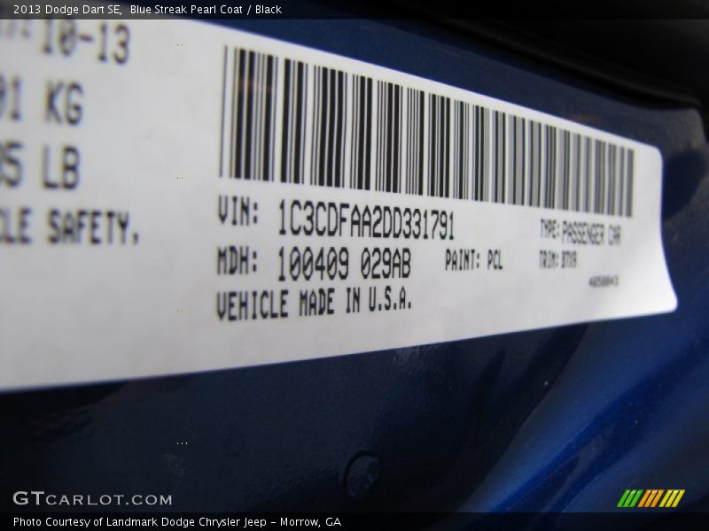 Blue Streak Pearl Coat / Black 2013 Dodge Dart SE
