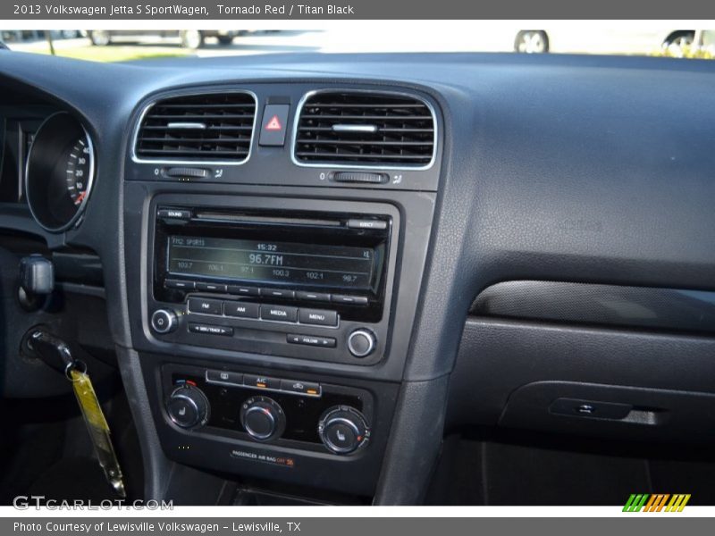 Tornado Red / Titan Black 2013 Volkswagen Jetta S SportWagen