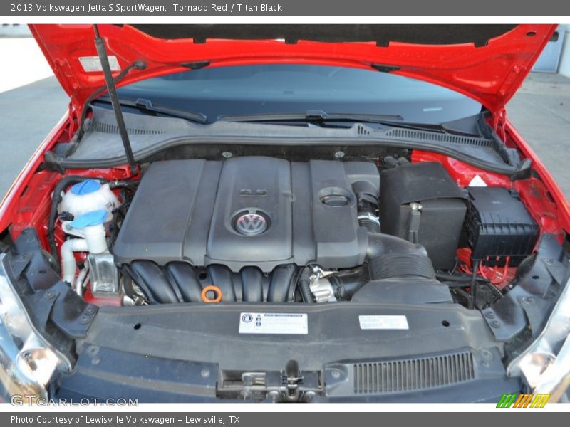 Tornado Red / Titan Black 2013 Volkswagen Jetta S SportWagen