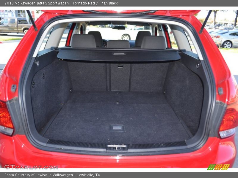 Tornado Red / Titan Black 2013 Volkswagen Jetta S SportWagen