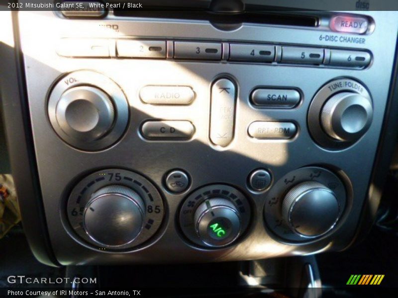 White Pearl / Black 2012 Mitsubishi Galant SE