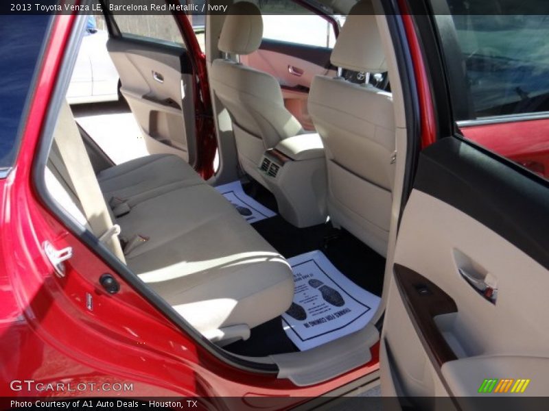 Barcelona Red Metallic / Ivory 2013 Toyota Venza LE