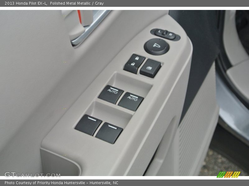Polished Metal Metallic / Gray 2013 Honda Pilot EX-L