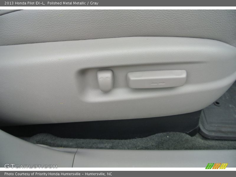 Polished Metal Metallic / Gray 2013 Honda Pilot EX-L