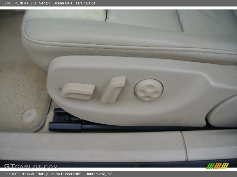 Ocean Blue Pearl / Beige 2005 Audi A4 1.8T Sedan