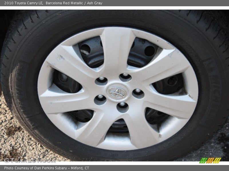 Barcelona Red Metallic / Ash Gray 2010 Toyota Camry LE