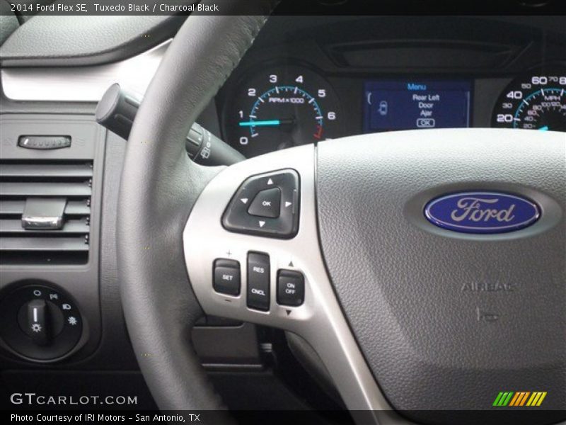 Tuxedo Black / Charcoal Black 2014 Ford Flex SE