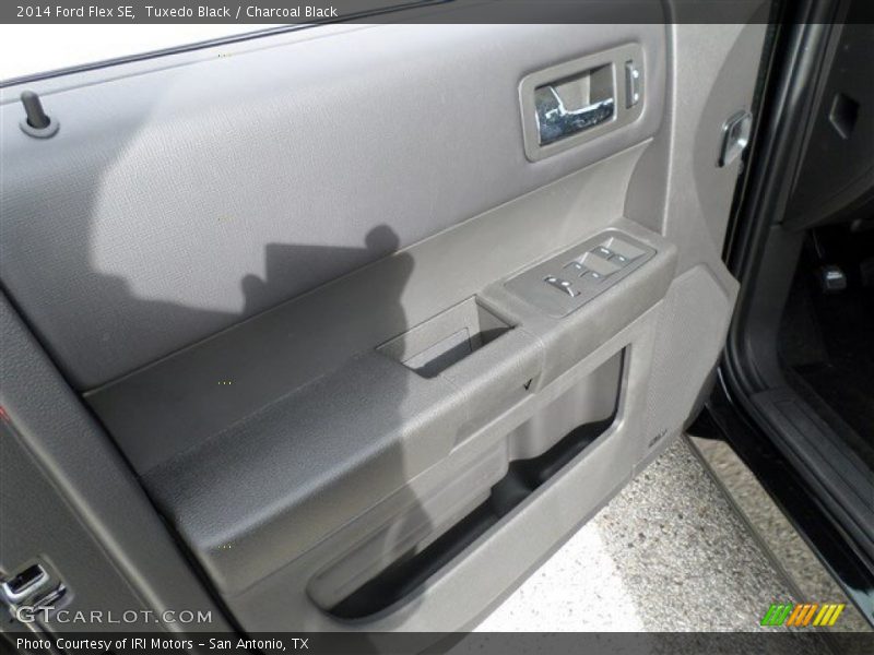 Tuxedo Black / Charcoal Black 2014 Ford Flex SE