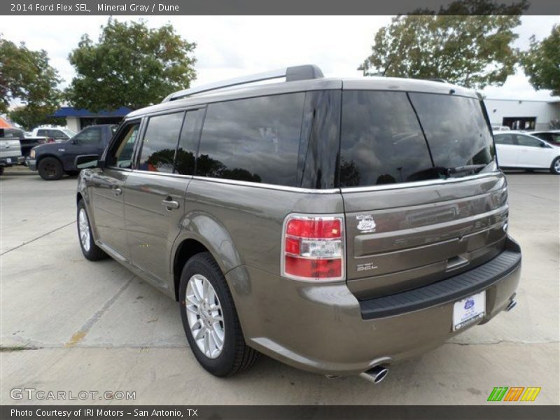 Mineral Gray / Dune 2014 Ford Flex SEL