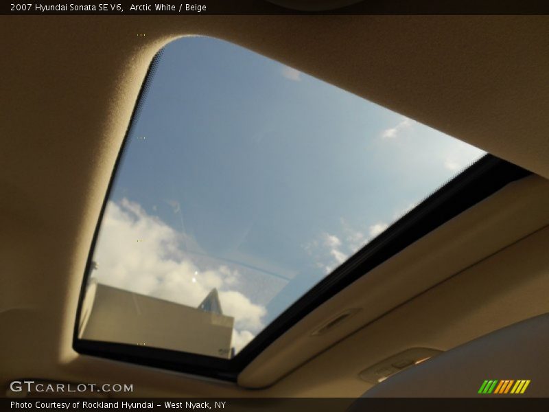 Arctic White / Beige 2007 Hyundai Sonata SE V6
