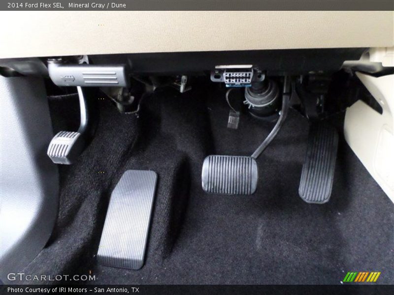 Mineral Gray / Dune 2014 Ford Flex SEL