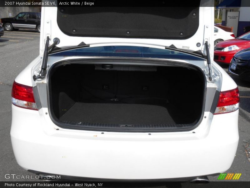 Arctic White / Beige 2007 Hyundai Sonata SE V6