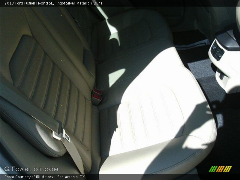 Ingot Silver Metallic / Dune 2013 Ford Fusion Hybrid SE