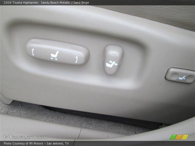 Sandy Beach Metallic / Sand Beige 2009 Toyota Highlander
