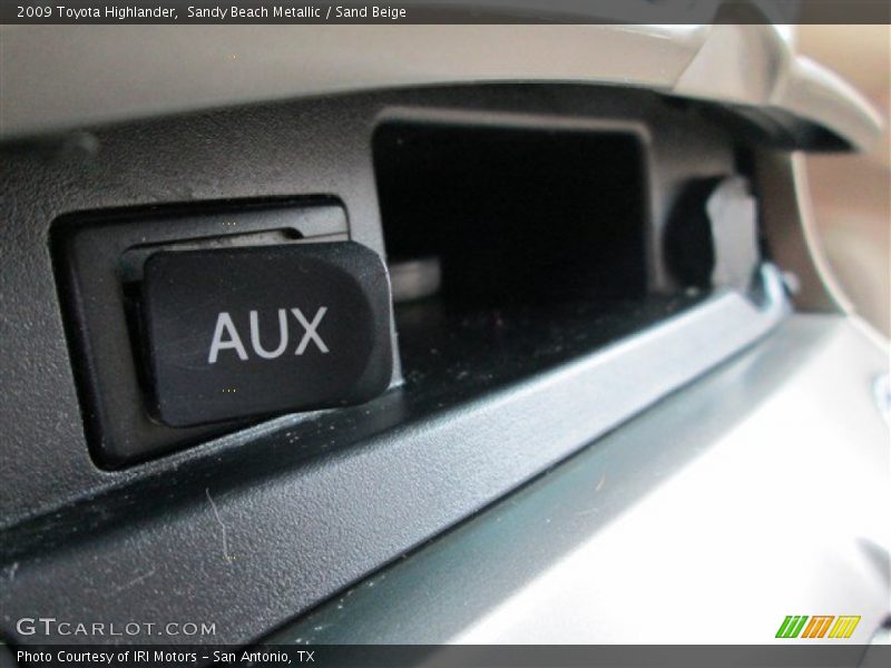 Sandy Beach Metallic / Sand Beige 2009 Toyota Highlander