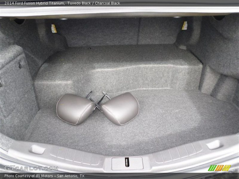  2014 Fusion Hybrid Titanium Trunk