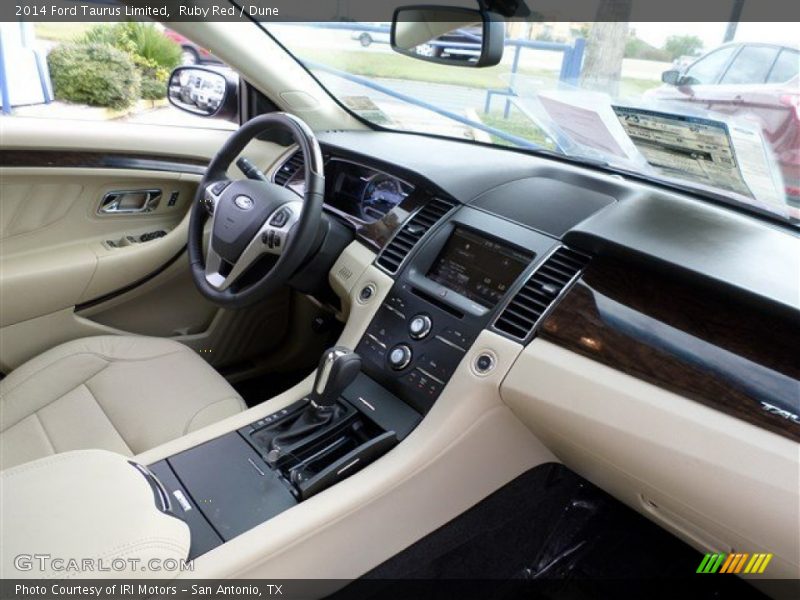 Dashboard of 2014 Taurus Limited