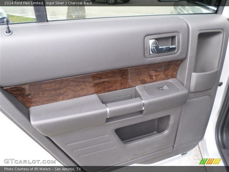 Ingot Silver / Charcoal Black 2014 Ford Flex Limited