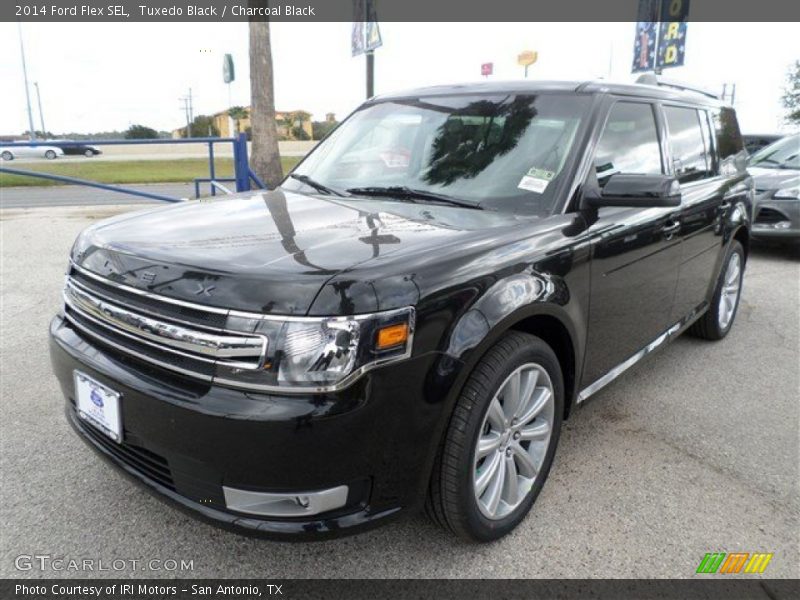 Tuxedo Black / Charcoal Black 2014 Ford Flex SEL