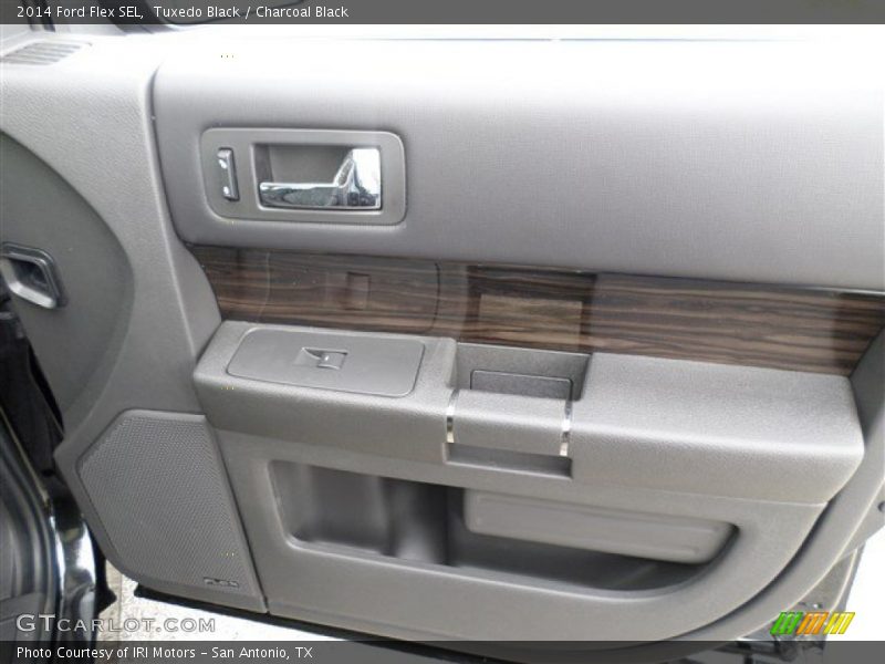 Tuxedo Black / Charcoal Black 2014 Ford Flex SEL