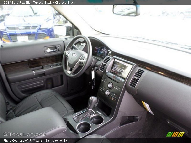 Tuxedo Black / Charcoal Black 2014 Ford Flex SEL