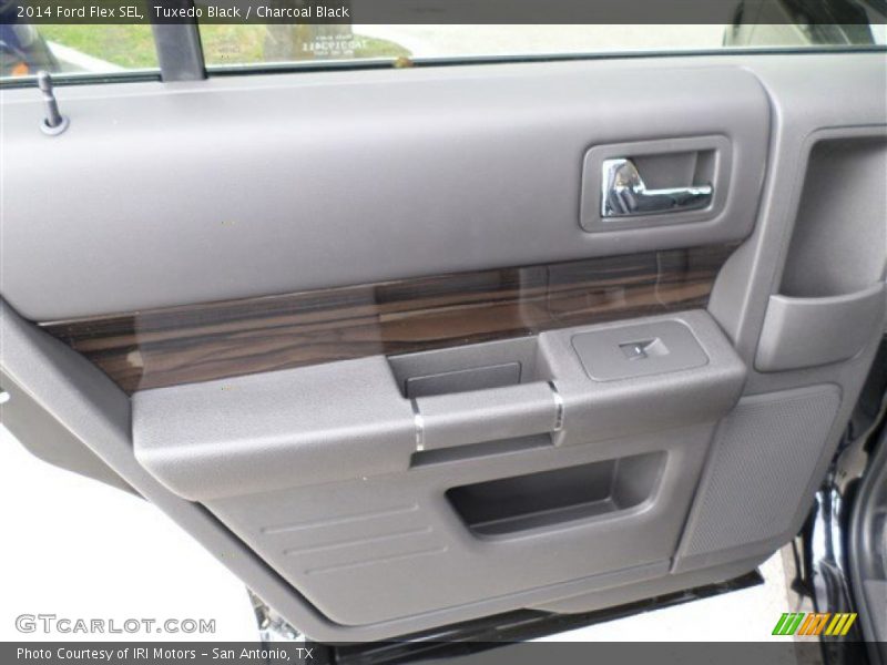 Tuxedo Black / Charcoal Black 2014 Ford Flex SEL