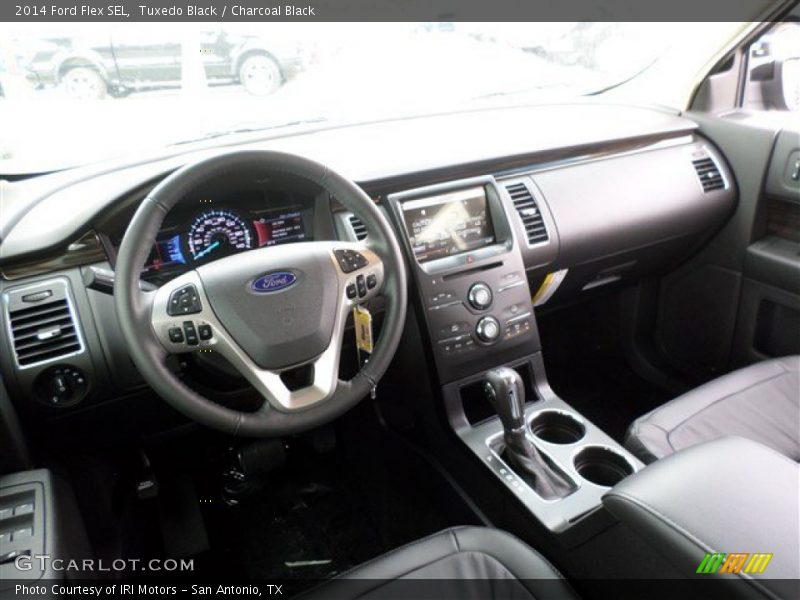 Tuxedo Black / Charcoal Black 2014 Ford Flex SEL