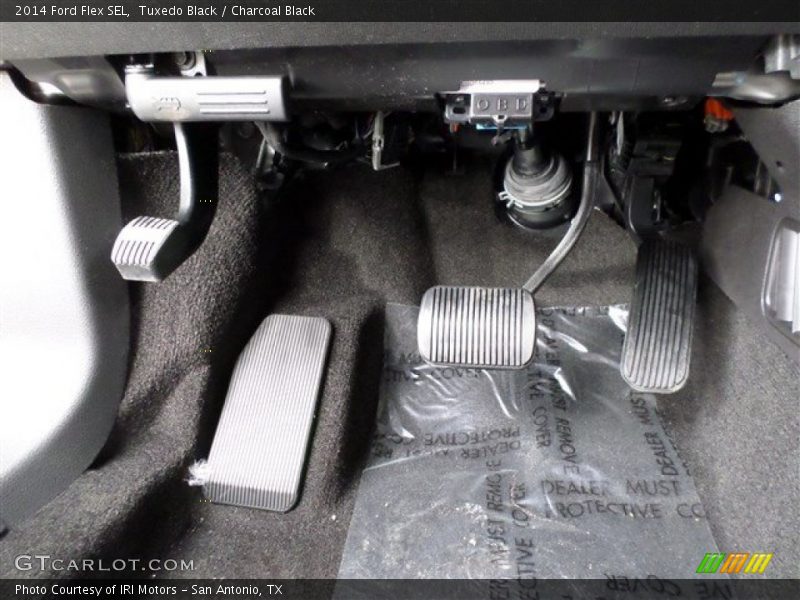 Tuxedo Black / Charcoal Black 2014 Ford Flex SEL