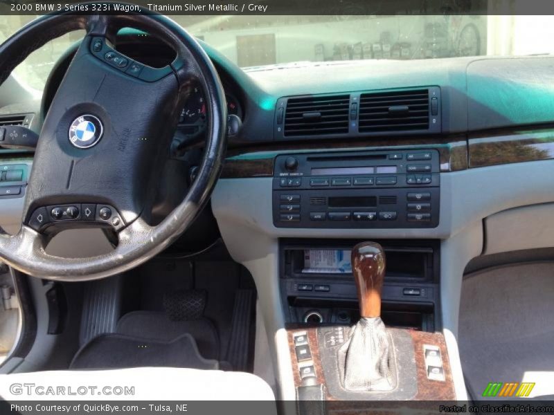 Titanium Silver Metallic / Grey 2000 BMW 3 Series 323i Wagon