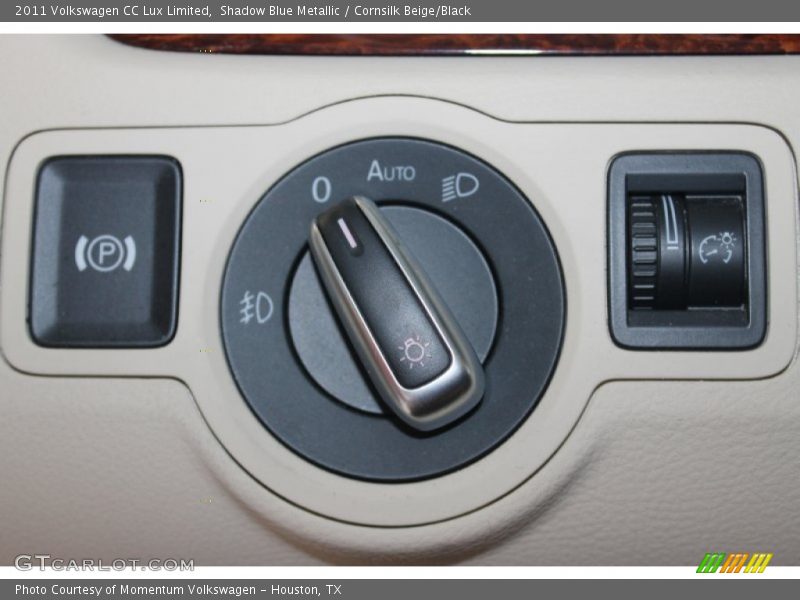 Shadow Blue Metallic / Cornsilk Beige/Black 2011 Volkswagen CC Lux Limited