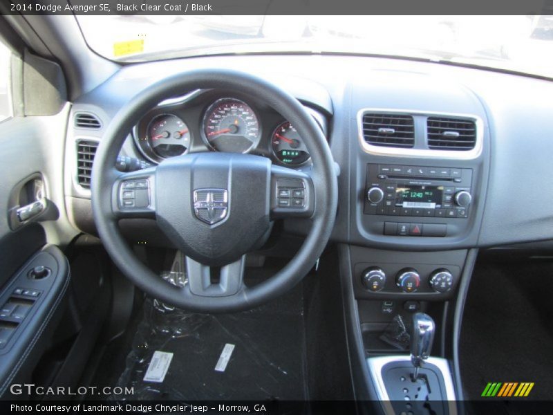 Black Clear Coat / Black 2014 Dodge Avenger SE
