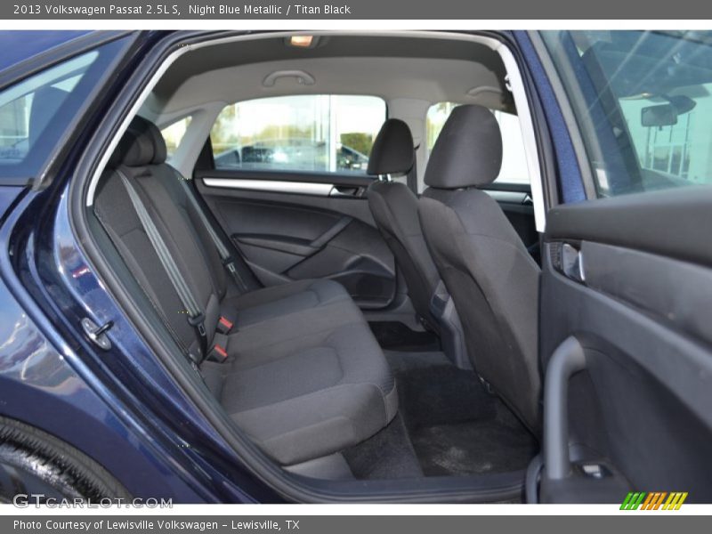 Night Blue Metallic / Titan Black 2013 Volkswagen Passat 2.5L S