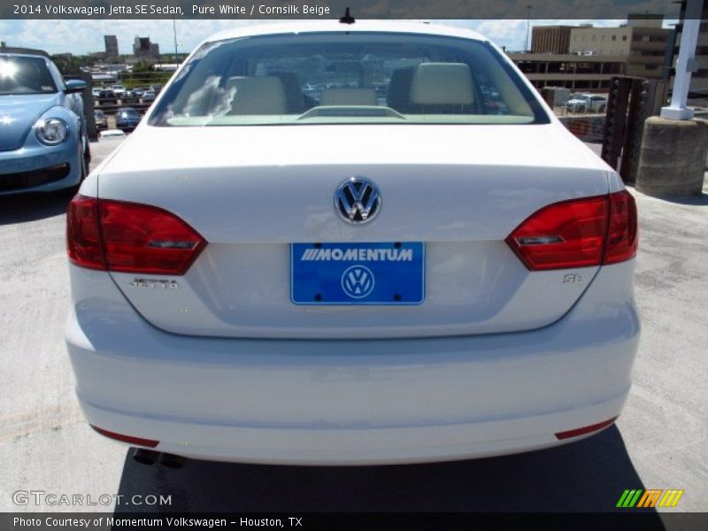 Pure White / Cornsilk Beige 2014 Volkswagen Jetta SE Sedan