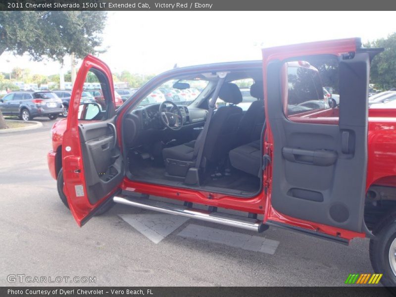 Victory Red / Ebony 2011 Chevrolet Silverado 1500 LT Extended Cab