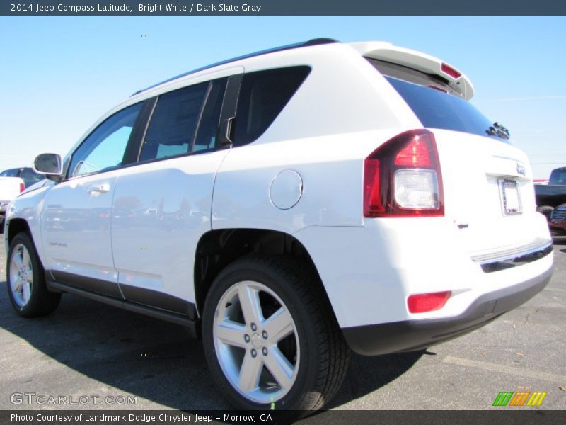 Bright White / Dark Slate Gray 2014 Jeep Compass Latitude