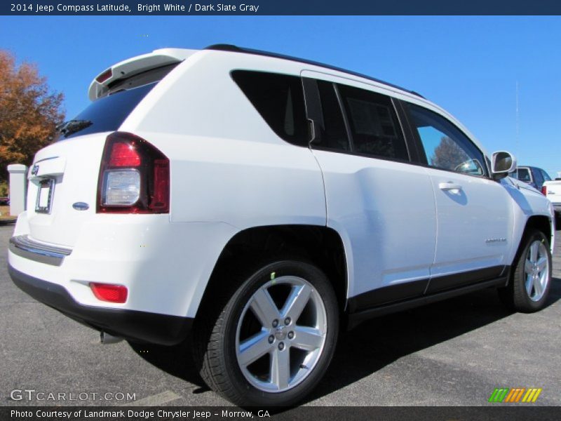 Bright White / Dark Slate Gray 2014 Jeep Compass Latitude