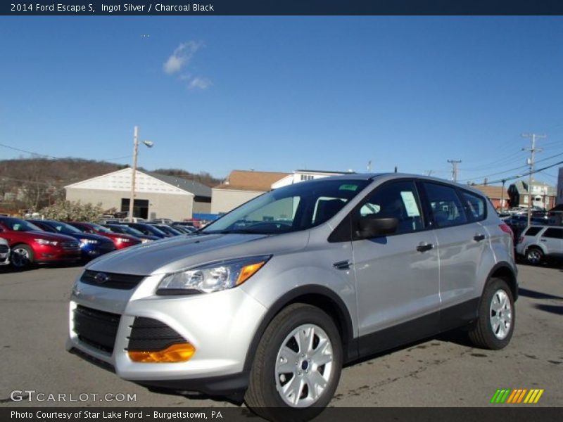 Ingot Silver / Charcoal Black 2014 Ford Escape S
