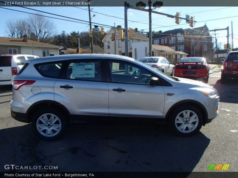 Ingot Silver / Charcoal Black 2014 Ford Escape S